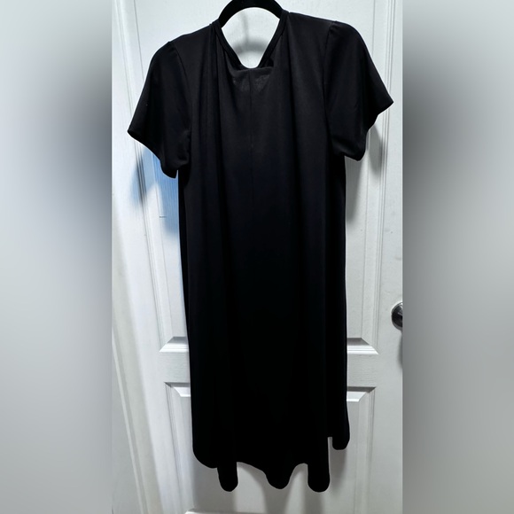 Womens black Lularoe dress high/low hem size M short sleeve - Picture 3 of 4